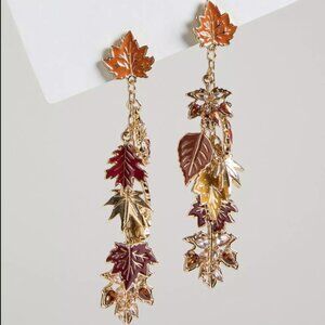 TORRID GOLD FALLING LEAVES STATEMENT EARRINGS